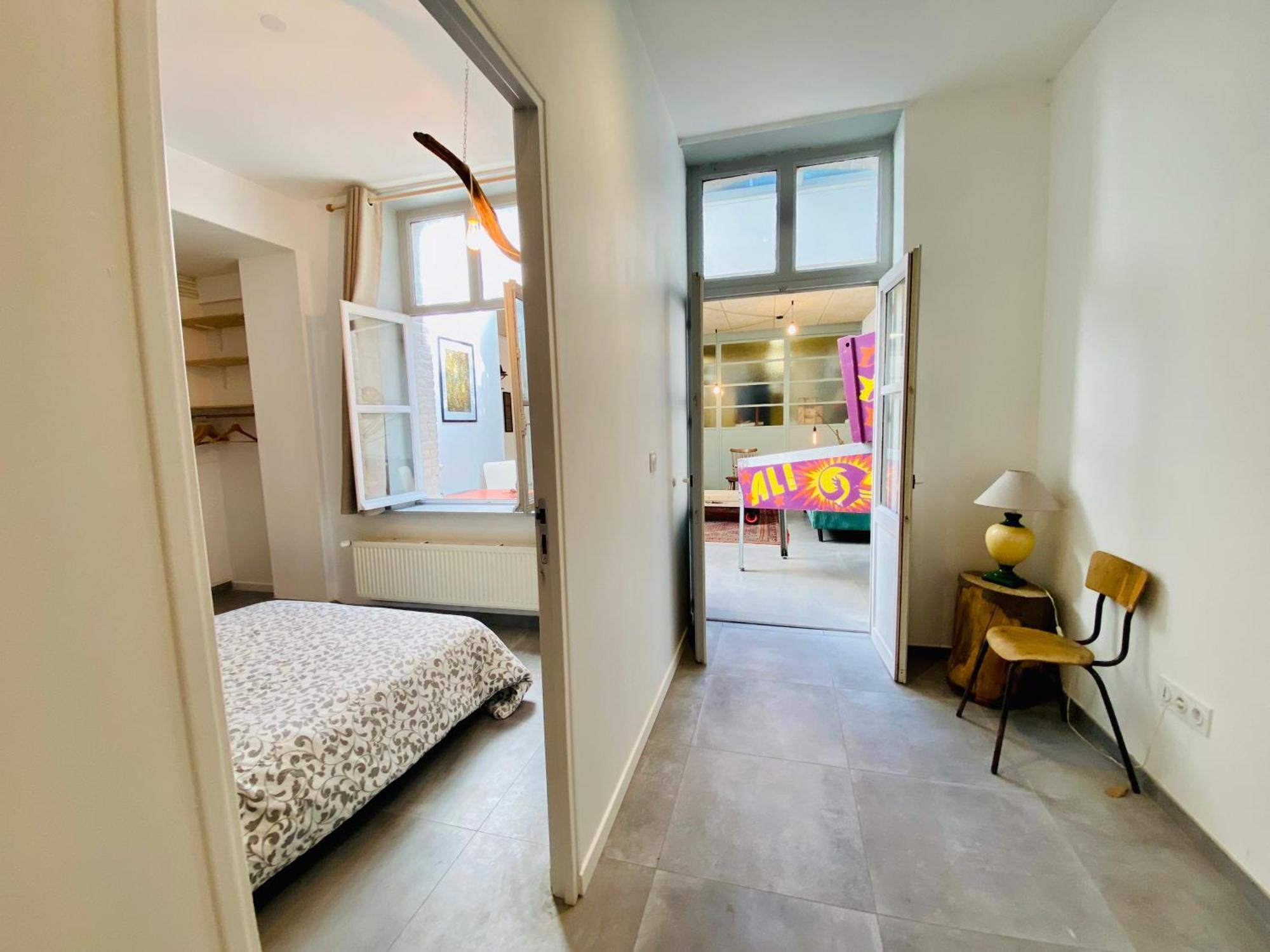 Oasis Urbaine - Spacieux Et Calme Avec Patio Лілль Екстер'єр фото