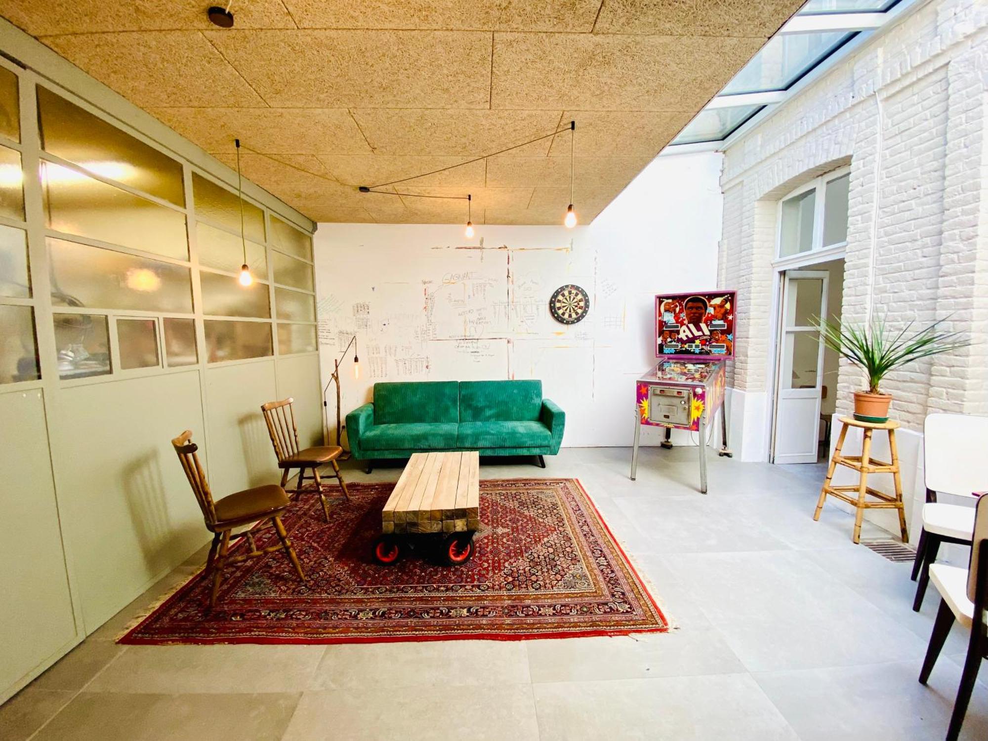Oasis Urbaine - Spacieux Et Calme Avec Patio Лілль Екстер'єр фото
